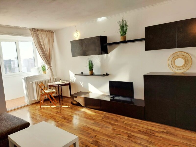 Titan, Lucretiu Patrascanu, metrou Costin Georgian, renovata, tv,