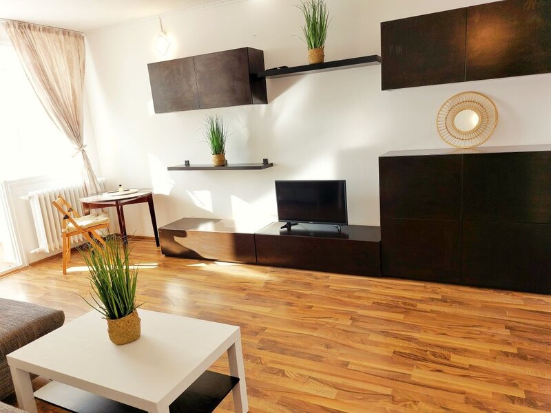 Titan, Lucretiu Patrascanu, metrou Costin Georgian, renovata, tv,
